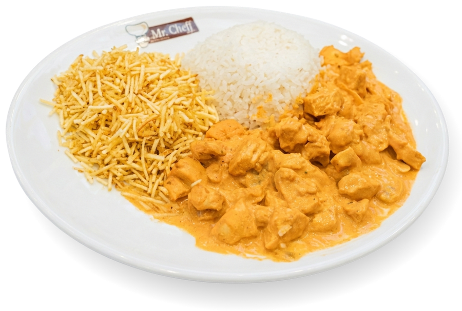 Prato Mr. Cheff: strogonoff de frango com arroz e batata palha